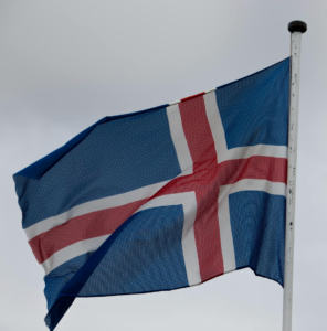 Iceland: the country takes out its first loan for gender equality